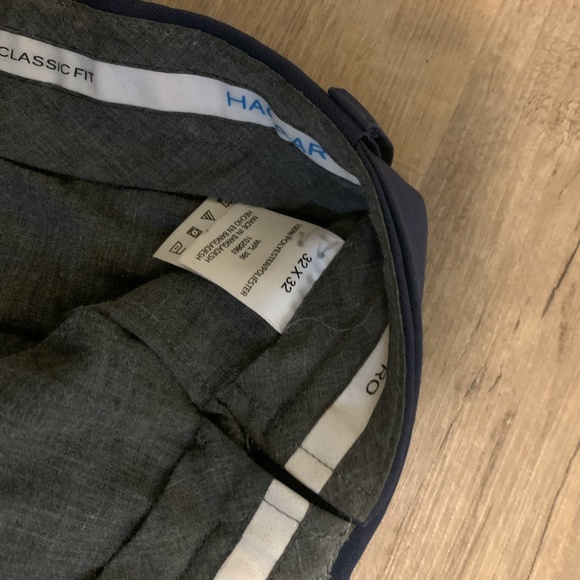 Jeans, Dockers, Sweats & Dress Pants - Picture 15 of 16